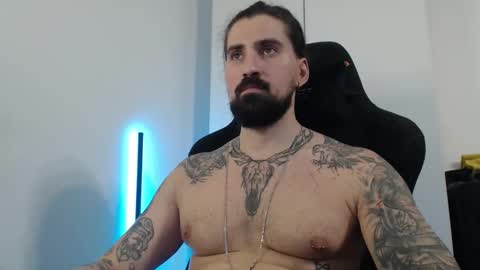 Snapshot of mateohalifa chatting on 10/27/25, 06:01 mateohalifa online show from 10/27/25, 06:01