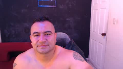 Snapshot of mateosexyhot22 chatting on 07/03/26, 01:50 Mateo online show from 07/03/26, 01:50