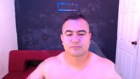 Snapshot of mateosexyhot22 chatting on 07/05/26, 01:40 Mateo online show from 07/05/26, 01:40
