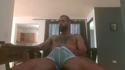 Snapshot of matheusbeard2 chatting on 06/23/26, 03:43 Matheus online show from 06/23/26, 03:43