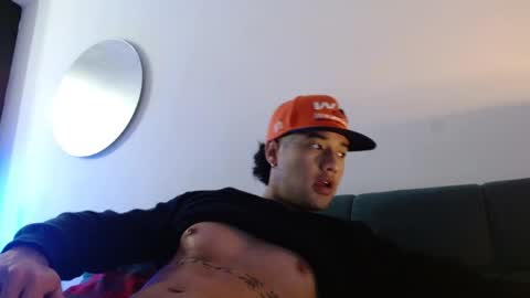 Snapshot of mathew444 chatting on 02/07/26, 11:36 STRURIBE ON INSTAGRAM online show from 02/07/26, 11:36