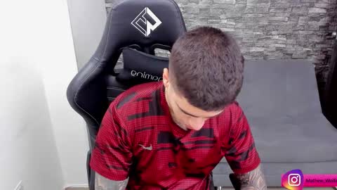 Mathew Independent model online show from 11/17/25, 05:52