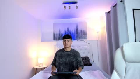 Mathew online show from 03/11/25, 09:15