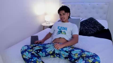 Mathew online show from 09/18/25, 06:43