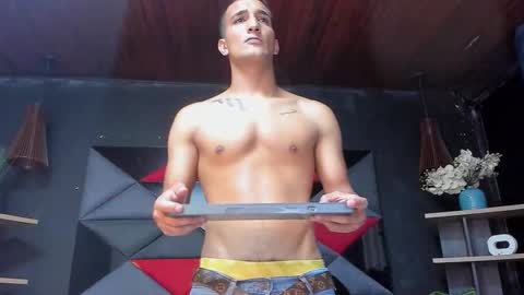 Snapshot of mathews_clark chatting on 10/15/25, 12:11 mathews_clark online show from 10/15/25, 12:11