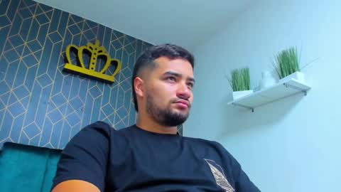 Mathews online show from 09/12/25, 11:32