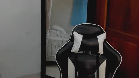 mathews_smith online show from 04/13/26, 11:37