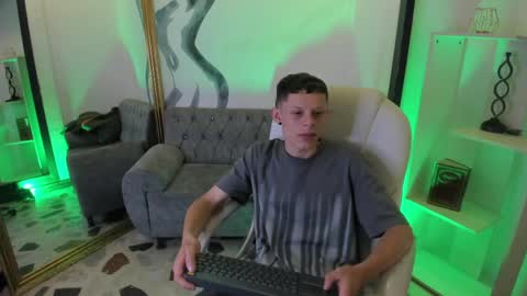 MathewSanz  online show from 04/01/26, 12:50