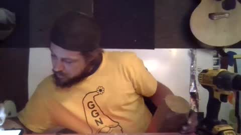 Snapshot of mathydonaski chatting on 01/08/25, 01:21 mathydonaski online show from 01/08/25, 01:21