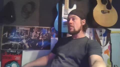 Snapshot of mathydonaski chatting on 02/15/25, 04:25 mathydonaski online show from 02/15/25, 04:25