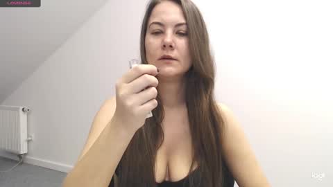 Snapshot of mati1da chatting on 12/05/24, 08:00 Matild online show from 12/05/24, 08:00