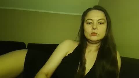 Snapshot of mati1da chatting on 10/23/25, 10:19 Matild online show from 10/23/25, 10:19