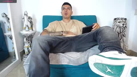  MATIAS COSTA  online show from 12/25/24, 12:37