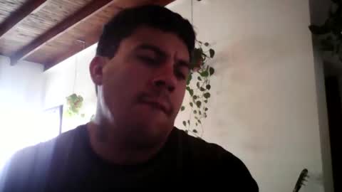 Snapshot of matifolk chatting on 10/15/25, 07:58 matifolk online show from 10/15/25, 07:58