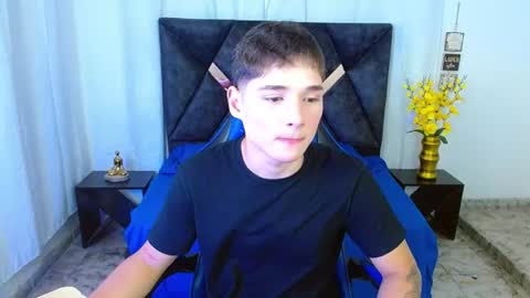 Snapshot of matiii18 chatting on 07/17/26, 01:40 Mati online show from 07/17/26, 01:40