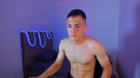 Snapshot of matiius18 chatting on 07/18/26, 04:44 Matias online show from 07/18/26, 04:44