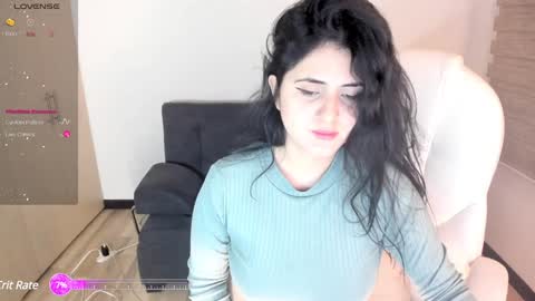 Lucia online show from 02/07/25, 01:58