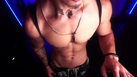 Snapshot of matiusdf chatting on 02/21/25, 02:38 matius online show from 02/21/25, 02:38