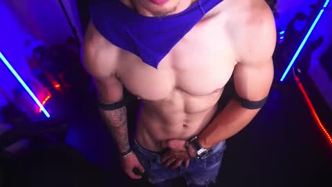 Snapshot of matiusdf chatting on 11/07/25, 08:25 matius online show from 11/07/25, 08:25