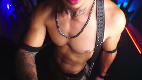 Snapshot of matiusdf chatting on 06/12/26, 04:44 matius online show from 06/12/26, 04:44