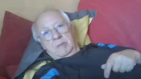 Snapshot of matricule4246 chatting on 11/02/25, 02:19 joyaam79 online show from 11/02/25, 02:19