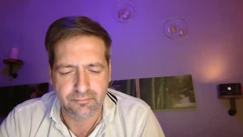 matrike1 online show from 12/20/24, 09:39