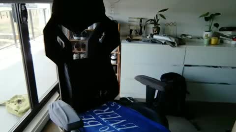 MRD online show from 12/27/24, 02:58