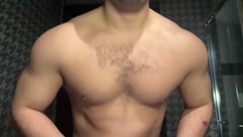 Snapshot of matt_artim chatting on 12/31/24, 06:48 The Matt Leon online show from 12/31/24, 06:48