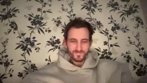 Snapshot of mattcarta chatting on 03/01/25, 09:15 mattcarta online show from 03/01/25, 09:15