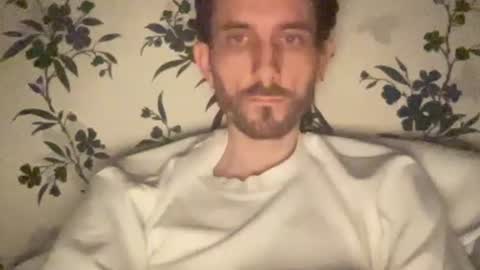 Snapshot of mattcarta chatting on 12/16/25, 12:26 mattcarta online show from 12/16/25, 12:26