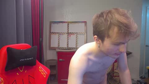Snapshot of mattcashxxx chatting on 02/11/26, 02:16 Matt Cash online show from 02/11/26, 02:16