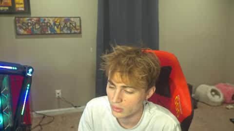 Snapshot of mattcashxxx chatting on 05/03/26, 01:22 Matt Cash online show from 05/03/26, 01:22