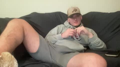 Snapshot of mattdawg13 chatting on 02/02/26, 02:21 MattDawg13 online show from 02/02/26, 02:21