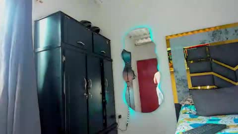 Snapshot of mattdevon chatting on 11/13/25, 07:35 Matt online show from 11/13/25, 07:35