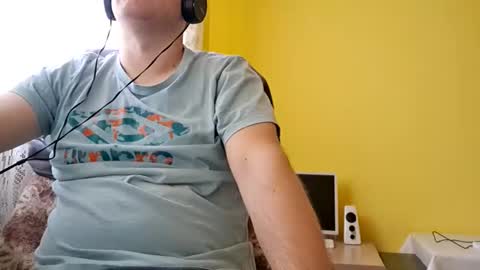 Snapshot of mattek89 chatting on 11/28/25, 11:24 mattek89 online show from 11/28/25, 11:24