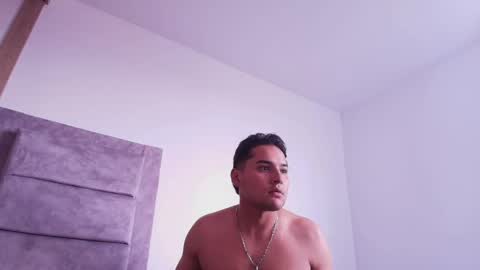 Snapshot of matteo_hott chatting on 06/01/26, 08:10 matteo_hott online show from 06/01/26, 08:10