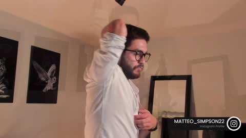 Snapshot of matteo_simpson chatting on 02/06/25, 11:04 Matteo simpson online show from 02/06/25, 11:04