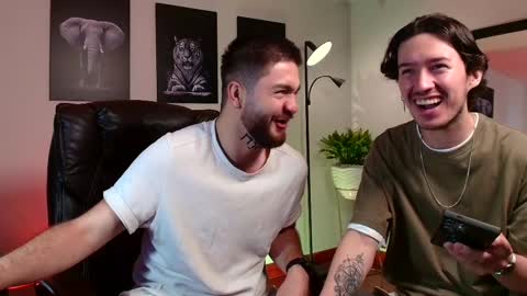 Snapshot of matteo_simpson chatting on 02/14/25, 04:31 Matteo simpson online show from 02/14/25, 04:31