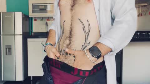 Snapshot of matteo_simpson chatting on 10/06/25, 07:17 Matteo simpson online show from 10/06/25, 07:17