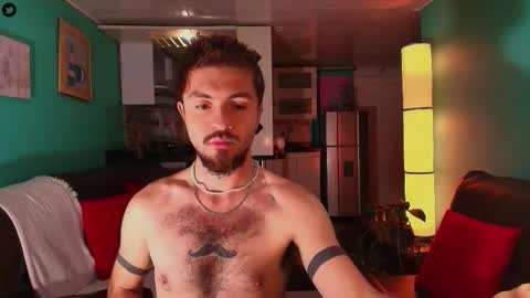 Snapshot of matteo_simpson chatting on 10/13/25, 11:05 Matteo simpson online show from 10/13/25, 11:05