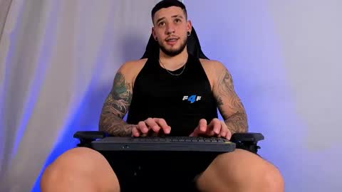 matteosantino25 online show from 02/12/26, 06:03