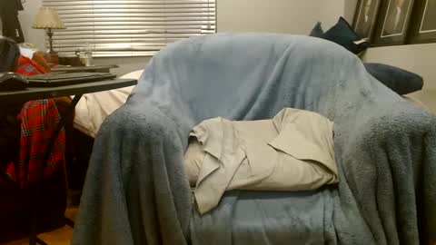 Snapshot of matterson23 chatting on 10/10/25, 03:05 matterson23 online show from 10/10/25, 03:05