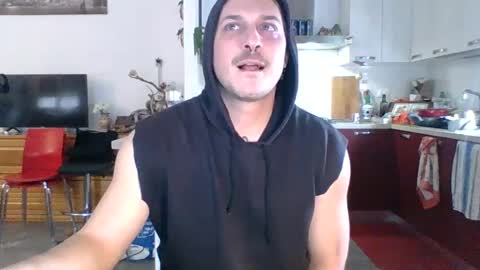 matteushh87 online show from 02/27/25, 09:54