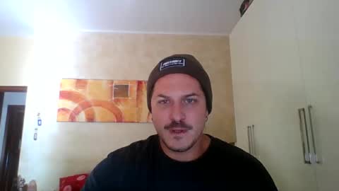 matteushh87 online show from 10/29/25, 10:06