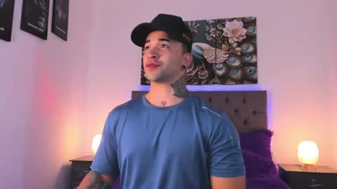 Matthew INDEPENDENT MODEL online show from 05/07/26, 01:44