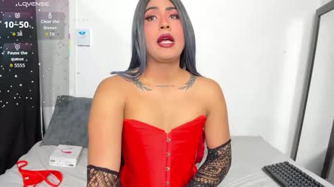 Snapshot of matthew_gill chatting on 10/05/25, 10:07 matthewlatinc online show from 10/05/25, 10:07