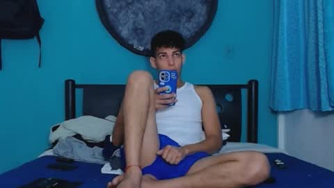 matthew_hawk19 online show from 02/16/25, 12:41