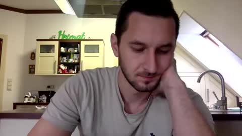 matti112 online show from 10/05/25, 08:01