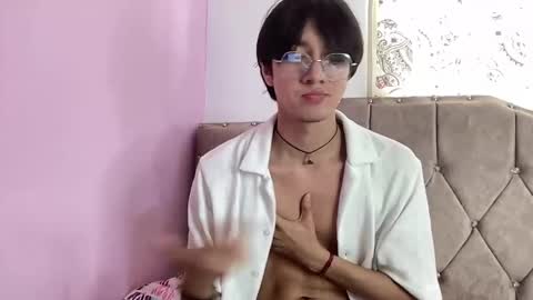 Matti Mendez online show from 09/27/25, 03:06