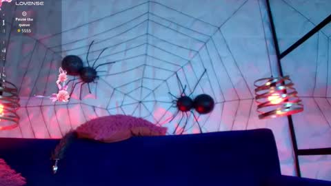 TATIANA  AND ROUS online show from 11/12/25, 11:10